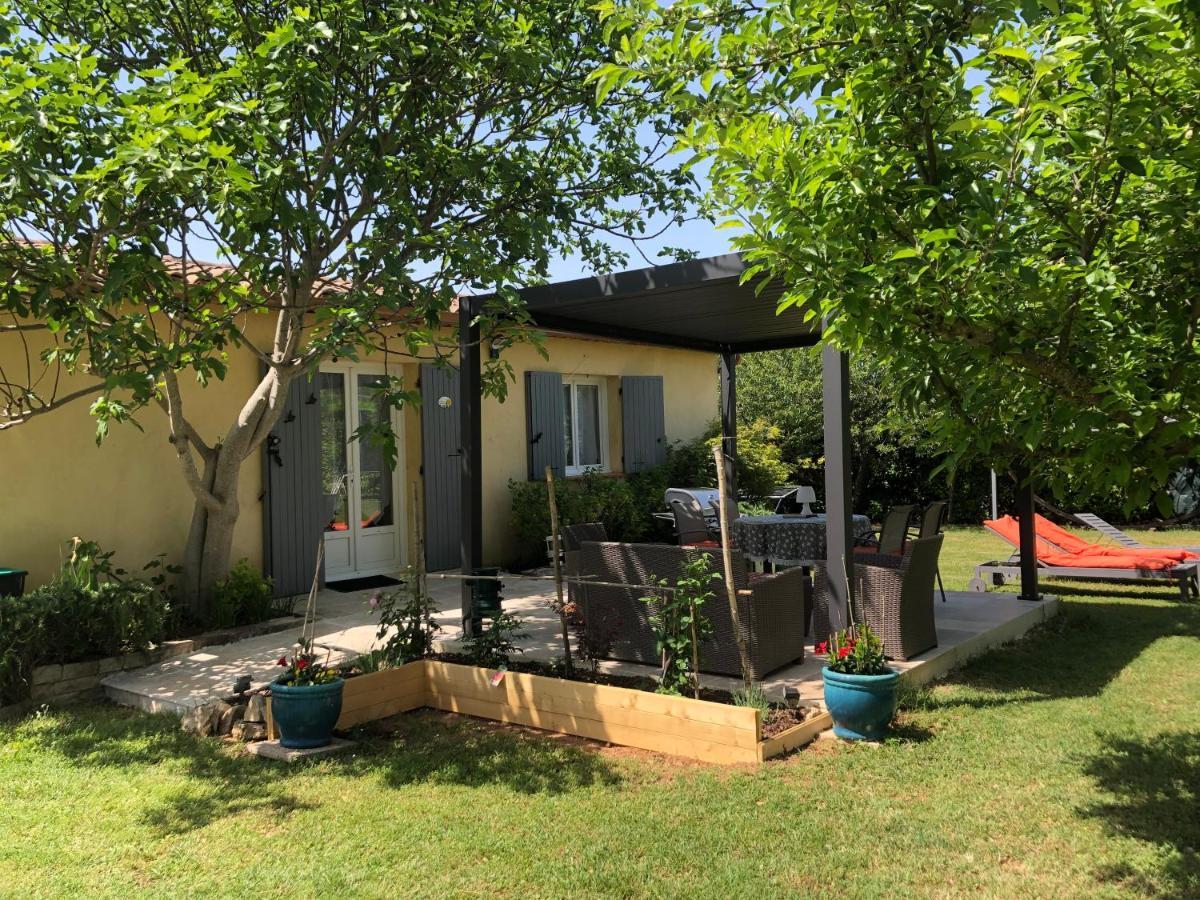 Le Cabanon Des Hirondelles Villa Villecroze Kültér fotó